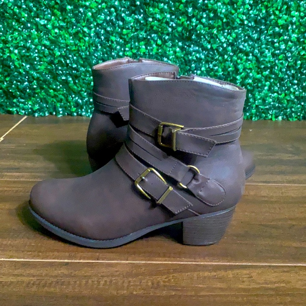 Women’s Boots